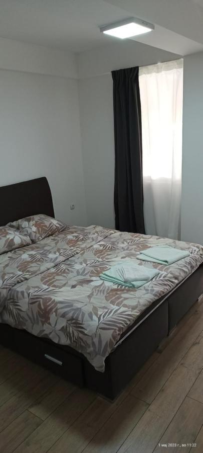 Grand Apartments Ustrumca Dış mekan fotoğraf