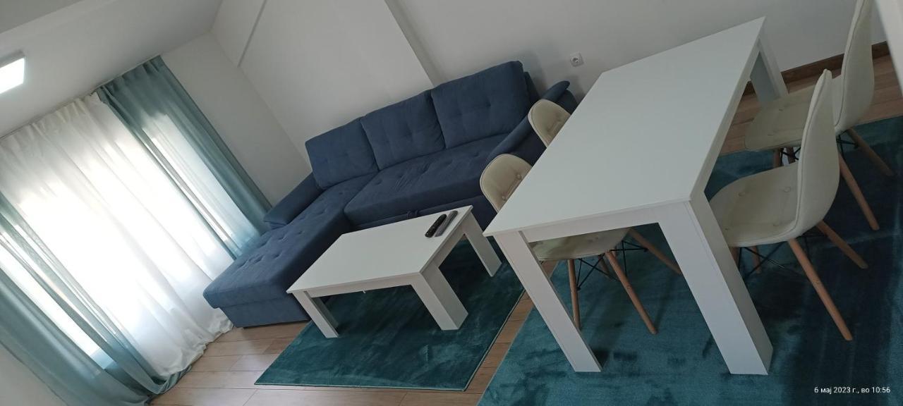 Grand Apartments Ustrumca Dış mekan fotoğraf