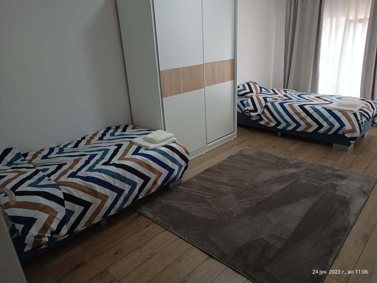 Grand Apartments Ustrumca Dış mekan fotoğraf