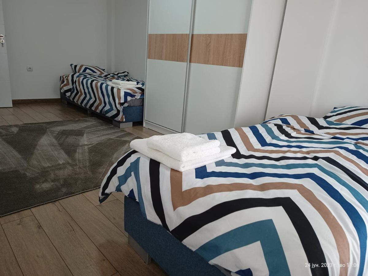 Grand Apartments Ustrumca Dış mekan fotoğraf