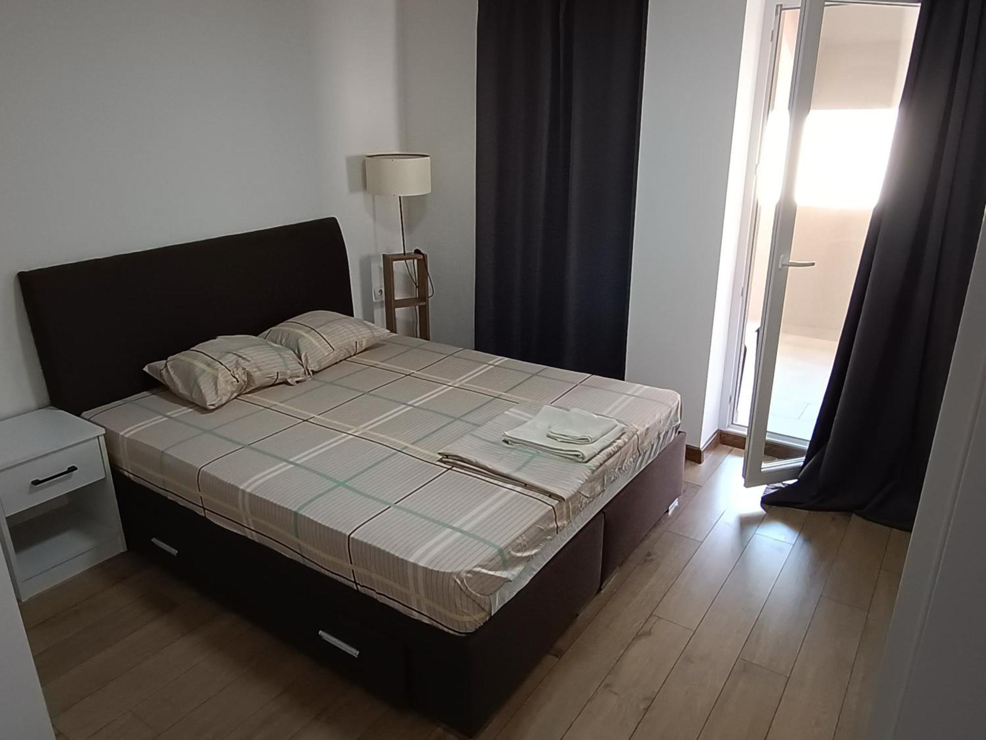 Grand Apartments Ustrumca Dış mekan fotoğraf